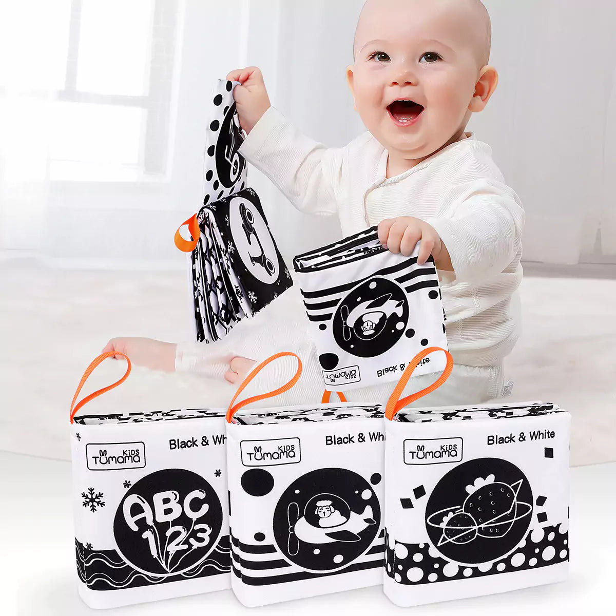 High contrast soft book set for infant visual exploration